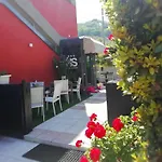 호텔 Sereno 3*